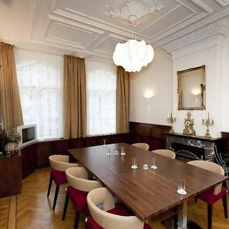 Hotel Walsum 3*