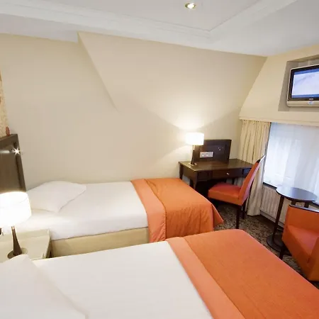 Walsum 3* Роттердам